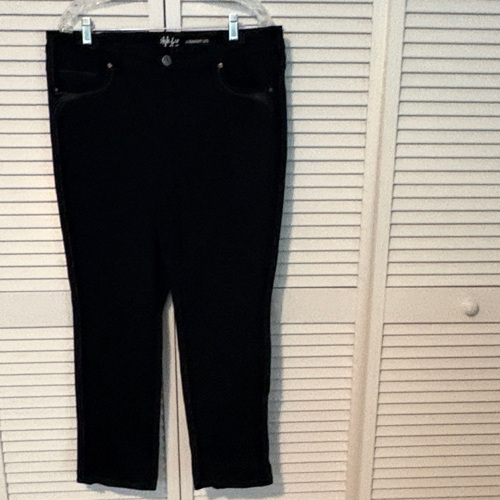 Women’s Style & Co. Straight Leg Jeans 16W